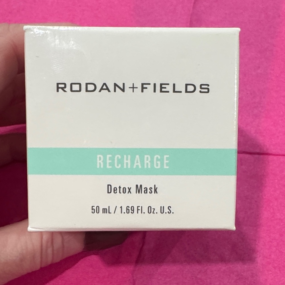 Rodan + Fields Recharge Detox Mask - new in box